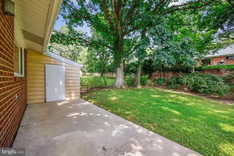 905 Kenbrook Dr, Silver Spring, MD 20902 photo 47