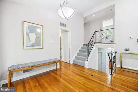 905 Kenbrook Dr, Silver Spring, MD 20902 photo 25