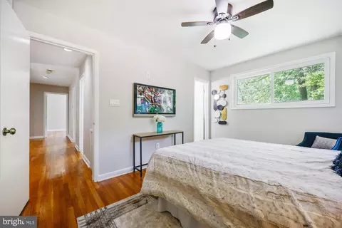 905 Kenbrook Dr, Silver Spring, MD 20902 photo 27