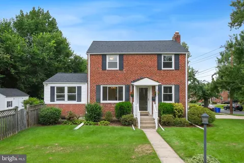 2601 Avena St, Silver Spring, MD 20902