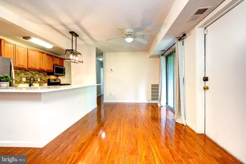 12307 Braxfield Ct #3, Rockville, MD 20852