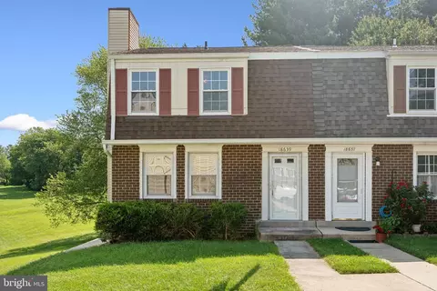 18639 Sandpiper Ln, Gaithersburg, MD 20879
