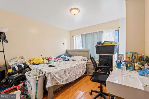Bedroom - 8830 Piney Branch Rd #704, Silver Spring, MD 20903 photo 4 of 4