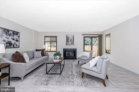 9302 Grazing Ter, Gaithersburg, MD 20886