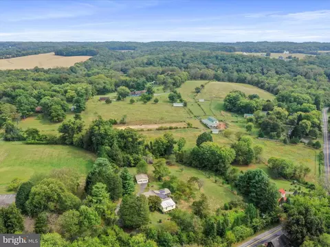 22119 Dickerson School Rd, Dickerson, MD 20842 photo 48