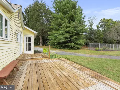 22119 Dickerson School Rd, Dickerson, MD 20842 photo 34