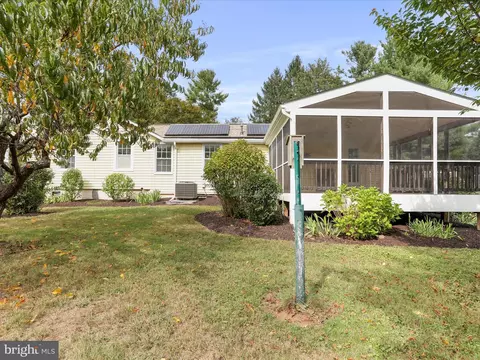 22119 Dickerson School Rd, Dickerson, MD 20842 photo 35