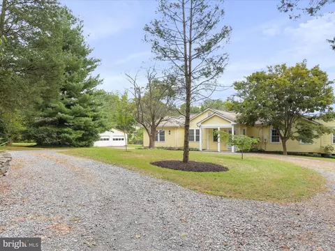22119 Dickerson School Rd, Dickerson, MD 20842 photo 41