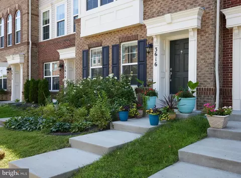 3616 Summer House St, Silver Spring, MD 20906 photo 2