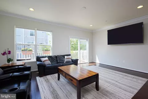 3616 Summer House St, Silver Spring, MD 20906 photo 7
