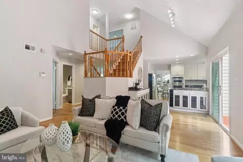 13229 Osterport Dr, Silver Spring, MD 20906 photo 8