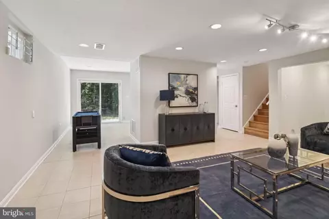 13229 Osterport Dr, Silver Spring, MD 20906 photo 34