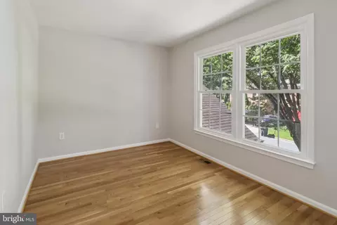 13229 Osterport Dr, Silver Spring, MD 20906 photo 30