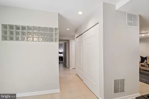 13229 Osterport Dr, Silver Spring, MD 20906 photo 16