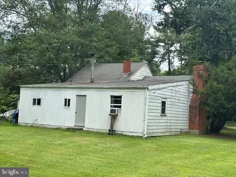 Other - 15701 Edwards Ferry Rd, Poolesville, MD 20837 photo 8 of 13