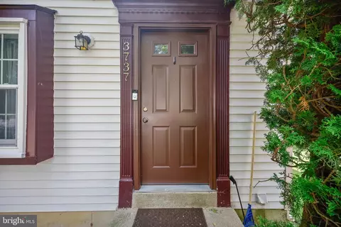 3737 Castle Ter #121, Silver Spring, MD 20904 photo 2