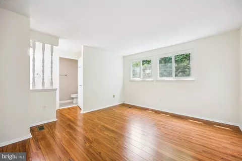 3737 Castle Ter #121, Silver Spring, MD 20904 photo 28