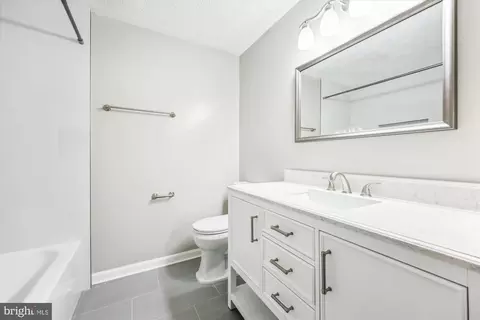 3737 Castle Ter #121, Silver Spring, MD 20904 photo 20