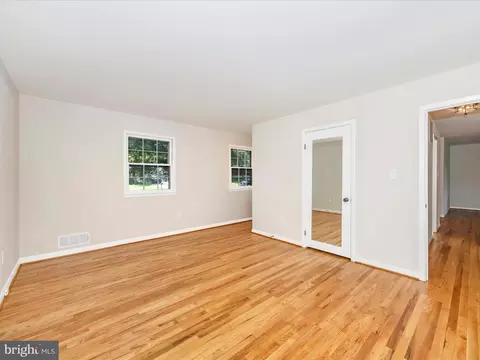 Bedroom - 14801 Flintstone Ln, Silver Spring, MD 20905 photo 2 of 8