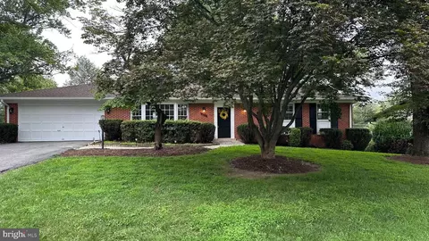 14801 Flintstone Ln, Silver Spring, MD 20905