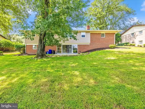 Exterior - 14801 Flintstone Ln, Silver Spring, MD 20905 photo 4 of 25
