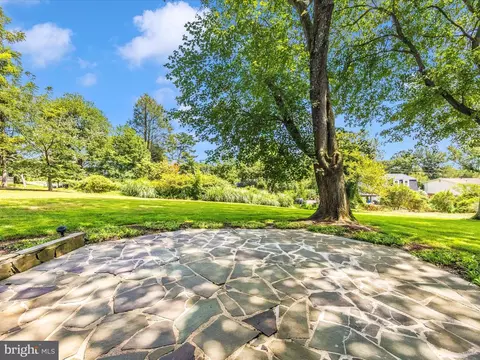 Exterior - 14801 Flintstone Ln, Silver Spring, MD 20905 photo 7 of 25