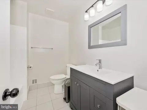 Bath - 14801 Flintstone Ln, Silver Spring, MD 20905 photo 2 of 3