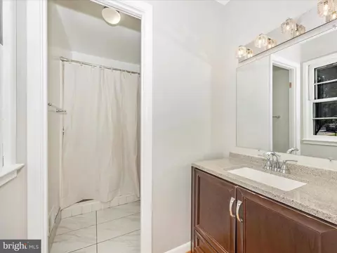 Bath - 14801 Flintstone Ln, Silver Spring, MD 20905 photo 1 of 3