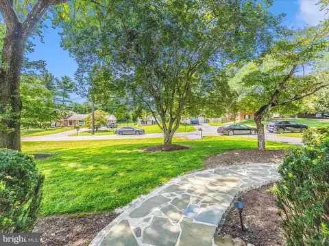 Exterior - 14801 Flintstone Ln, Silver Spring, MD 20905 photo 11 of 25
