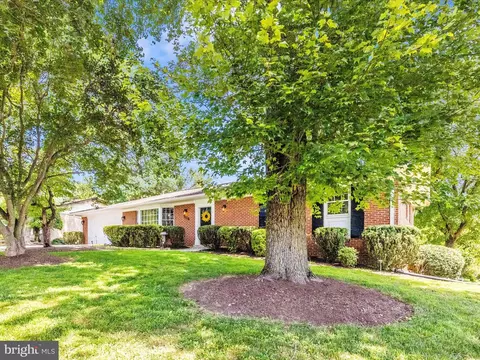 Exterior - 14801 Flintstone Ln, Silver Spring, MD 20905 photo 13 of 25