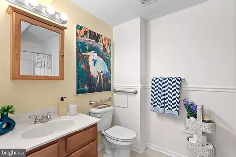 Bath - 16524 Copperstrip Ln, Silver Spring, MD 20906 photo 5 of 7