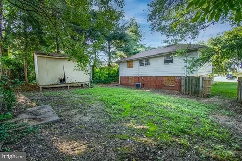 Exterior - 500 Burnt Mills Ave, Silver Spring, MD 20901 photo 2 of 4