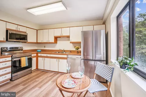 15115 Interlachen Dr #3-412, Silver Spring, MD 20906
