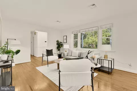 8921 Whitney St, Silver Spring, MD 20901 photo 4