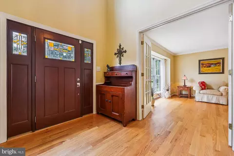 Entry Way - 3404 Olive Branch Dr, Silver Spring, MD 20904 photo 3 of 8