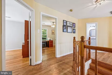 Entry Way - 3404 Olive Branch Dr, Silver Spring, MD 20904 photo 5 of 8
