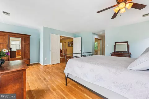 Bedroom - 3404 Olive Branch Dr, Silver Spring, MD 20904 photo 5 of 13
