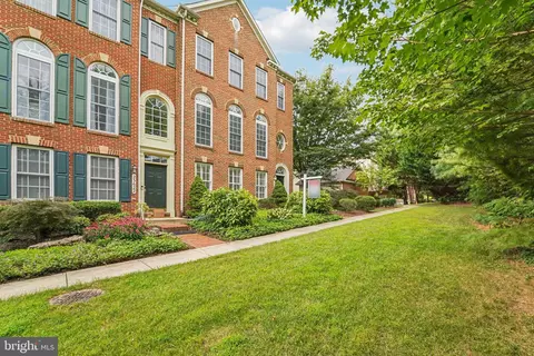 23624 General Store Dr, Clarksburg, MD 20871