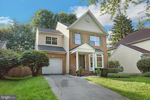 125 Autumn Wind Way, Rockville, MD 20850