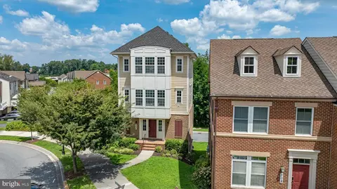 304 Parkview Ave, Gaithersburg, MD 20878