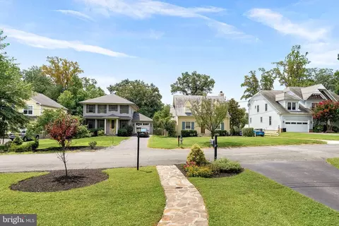 Exterior - 10313 Parkman Rd, Silver Spring, MD 20903 photo 13 of 24