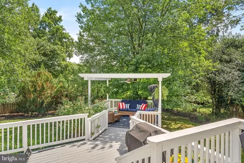 Exterior - 10313 Parkman Rd, Silver Spring, MD 20903 photo 16 of 24