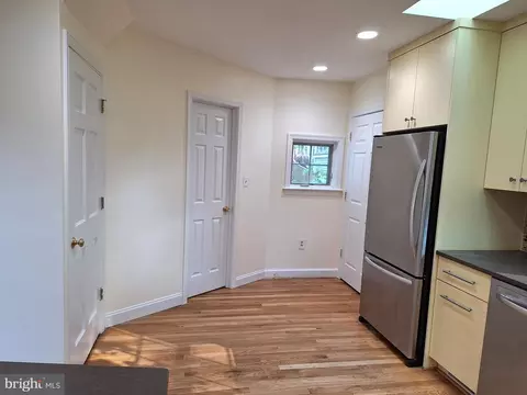 209 Hillmoor Dr, Silver Spring, MD 20901 photo 7