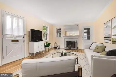 209 Hillmoor Dr, Silver Spring, MD 20901 photo 5
