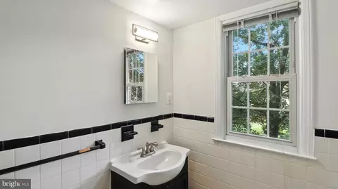 2211 Washington Ave #201-W, Silver Spring, MD 20910 photo 15