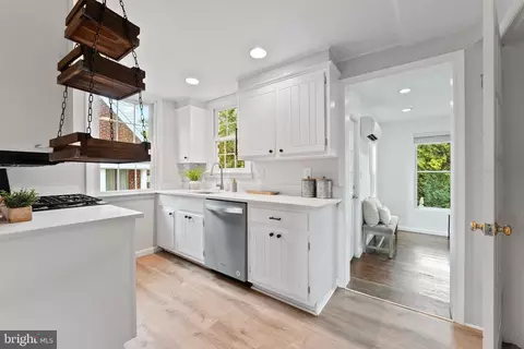 Kitchen - 9301 Mintwood St, Silver Spring, MD 20901 photo 1 of 2
