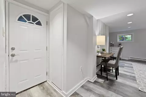 Entry Way - 9301 Mintwood St, Silver Spring, MD 20901 photo 7 of 7