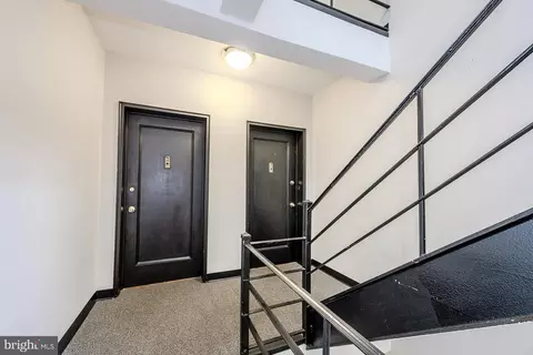 Entry Way - 2219 Washington Ave #203, Silver Spring, MD 20910 photo 1 of 3