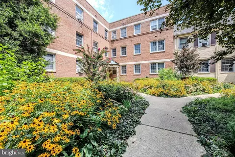 Exterior - 2219 Washington Ave #203, Silver Spring, MD 20910 photo 2 of 5
