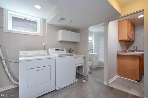 3909 Adams Dr, Silver Spring, MD 20902 photo 36
